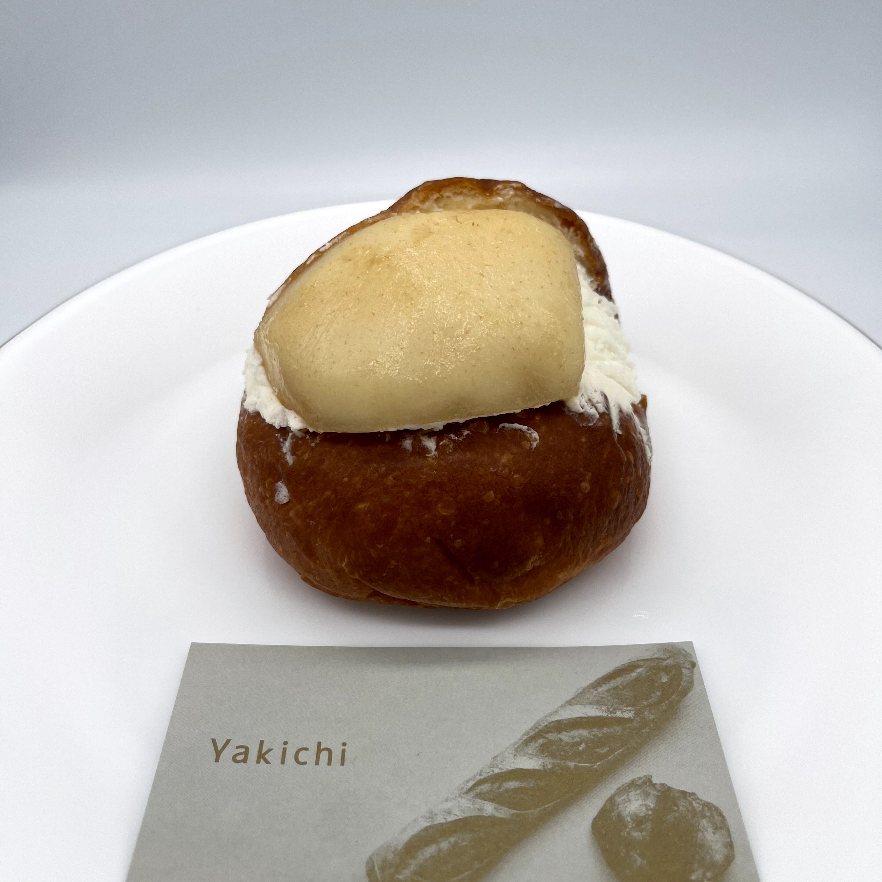 Yakichiの洋なしのマリトッツォ